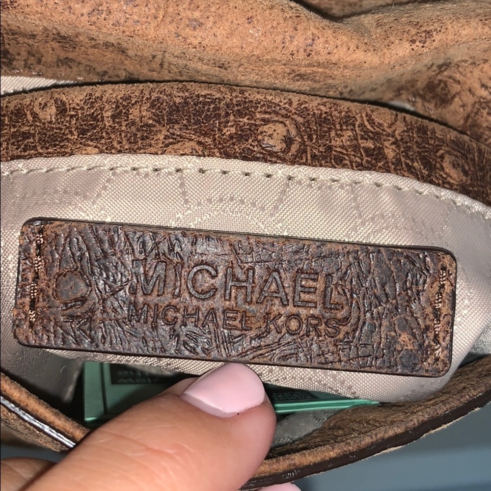 MICHAEL KORS CROSSBODY - Picture 7 of 7